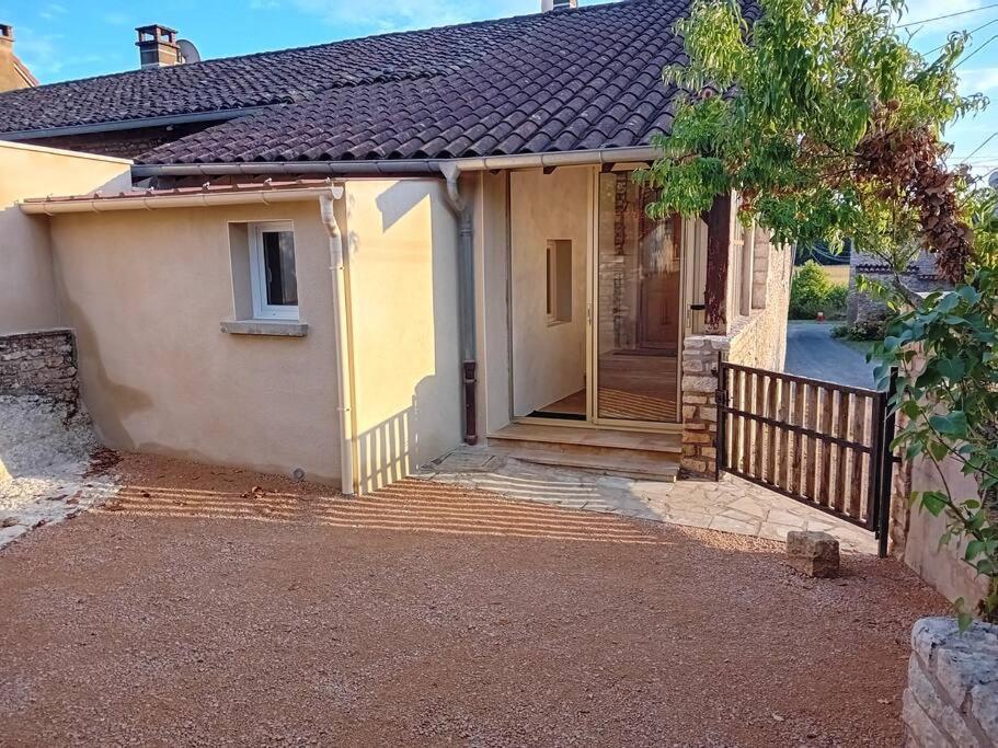 Petite Maison En Pierre Au Calme Avec Exterieur Montbellet Exteriér fotografie